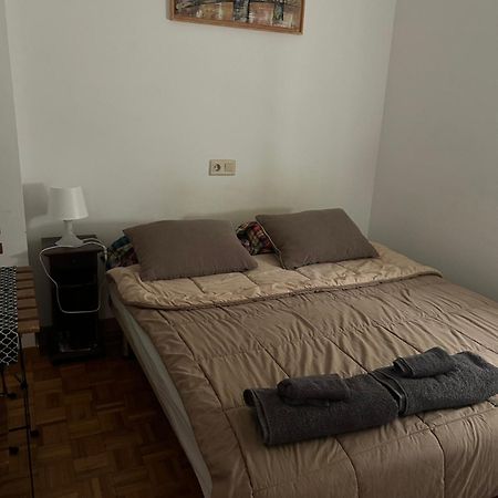 Habitacion Doble En Figueres Lejlighed Figueres  Eksteriør billede